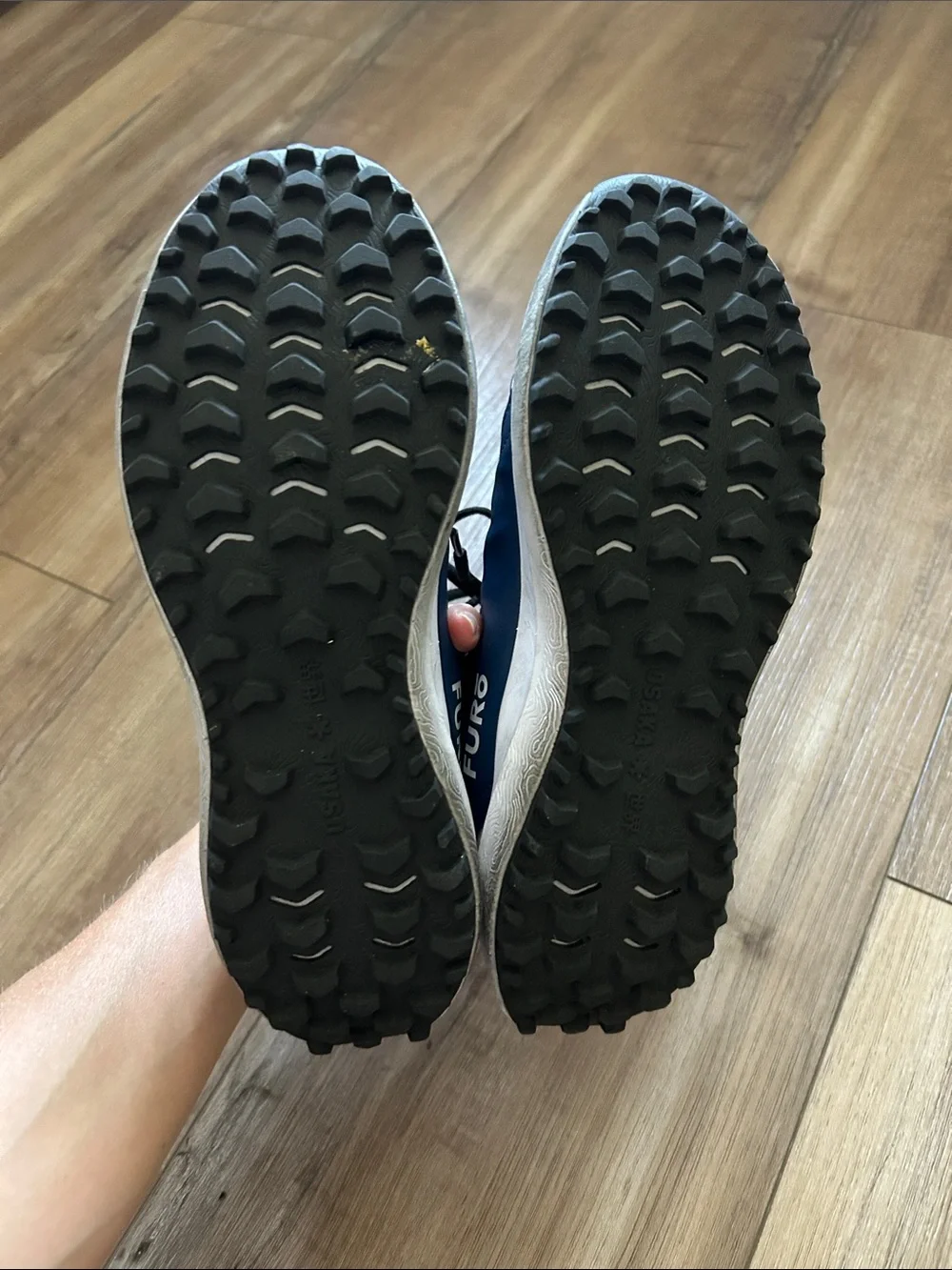 Osaka women’s field hockey shoes cleats Athletic Sneakers 7.5